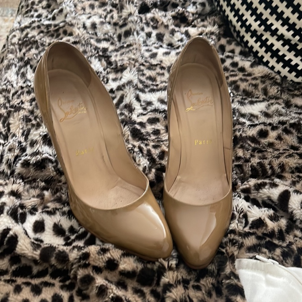 Christian Louboutin décolleté 868 100 Patent Calf Camel